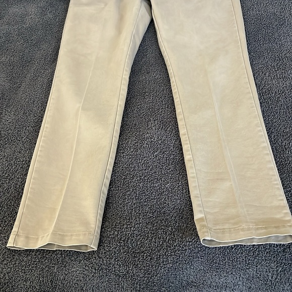 Izod Mens Slim Fit Khakis Size 32x32 - Picture 7 of 7